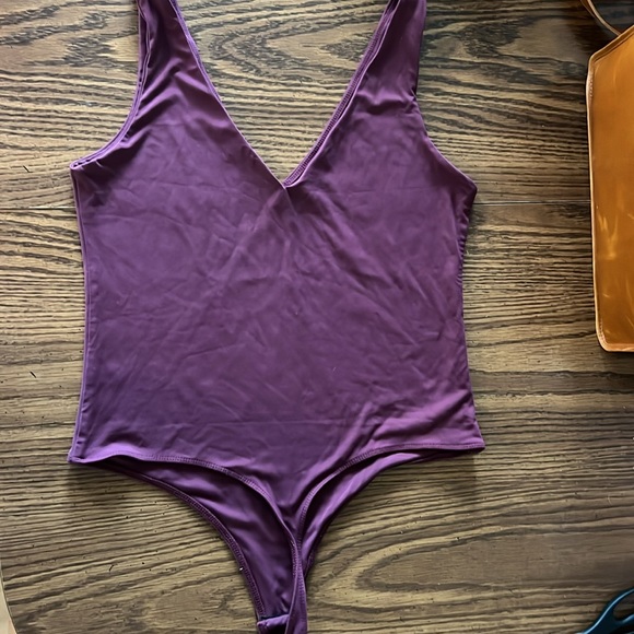 Body Suits 2-L 1-XL (thong set of 3) - Picture 9 of 11